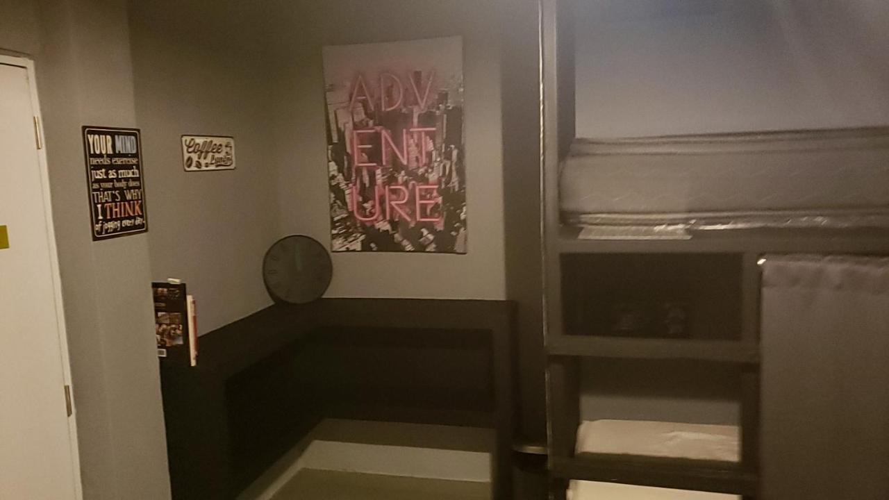 We Hostel And Suites Miraflores By Stand Out Hotels Collection 聖多明哥 外观 照片
